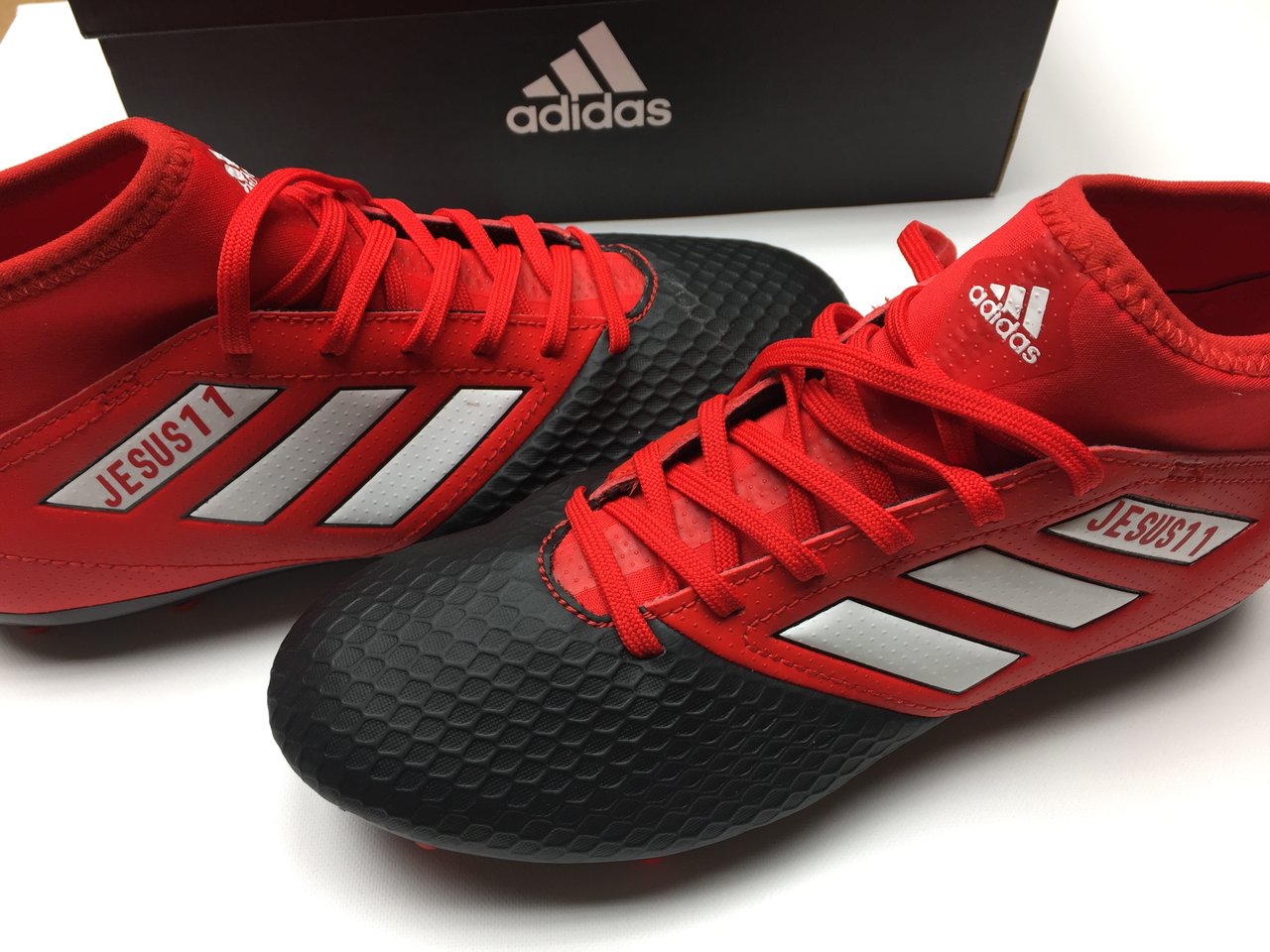 personalizamos tus botas de fútbol - - zapatillas - tienda - online - javea